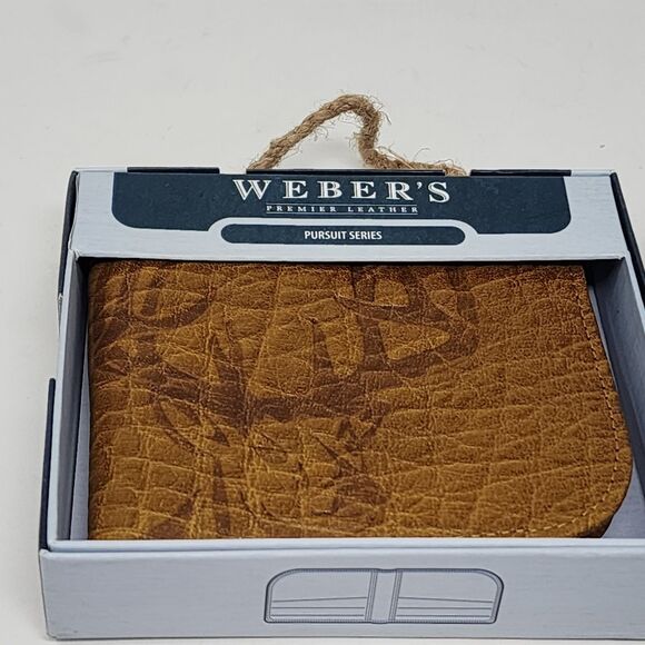 Webers Wallet Premier Leather Mens Pursuit Series Radius Bifold Deer Hunting - Picture 3 of 11
